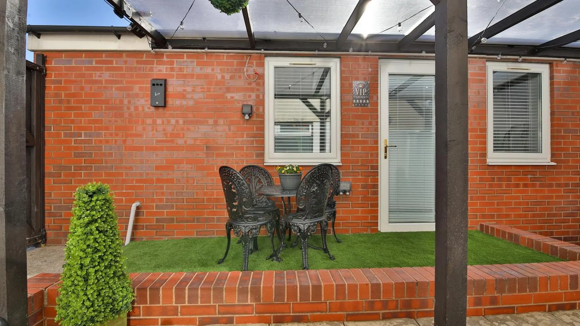 Luxury Cosy Central Detached Cardiff Bungalow With Free Parking 0*,  Royaume-Uni